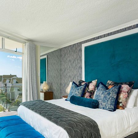 Dolphin Bay Boutique Hotel And Spa Πορτ Ελίζαμπεθ Εξωτερικό φωτογραφία