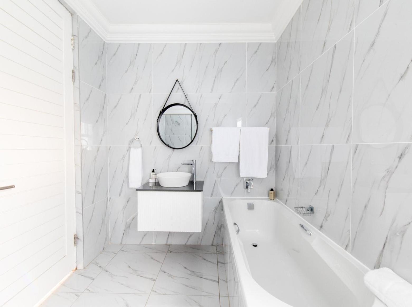 Dolphin Bay Boutique Hotel And Spa Πορτ Ελίζαμπεθ Εξωτερικό φωτογραφία