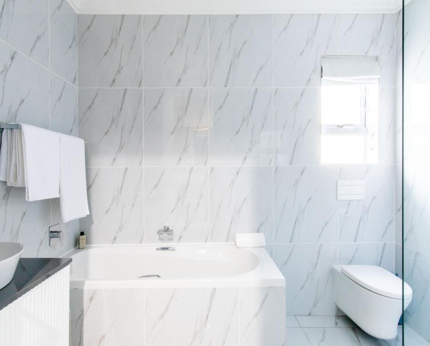 Dolphin Bay Boutique Hotel And Spa Πορτ Ελίζαμπεθ Εξωτερικό φωτογραφία