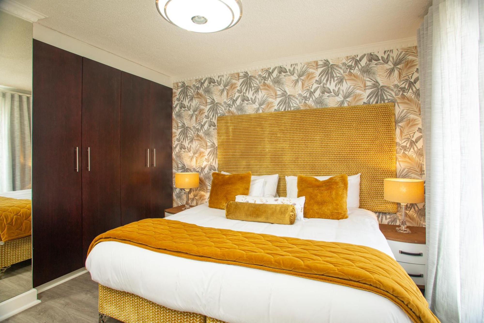 Dolphin Bay Boutique Hotel And Spa Πορτ Ελίζαμπεθ Εξωτερικό φωτογραφία
